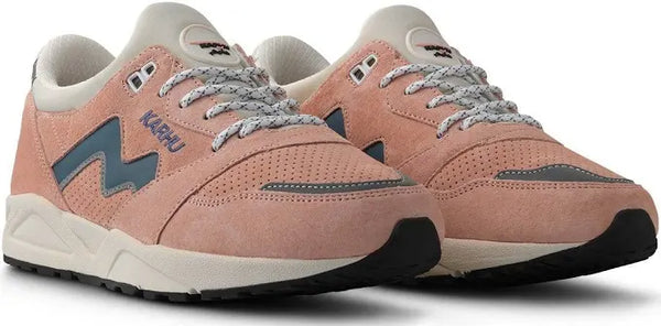 Karhu Women’s Aria 95, Cameo rose/ Blue Mirage