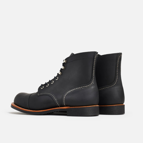 Red Wing #8084
Men's Iron Ranger®
Men's 6-Inch Boot in Black Harness Leather